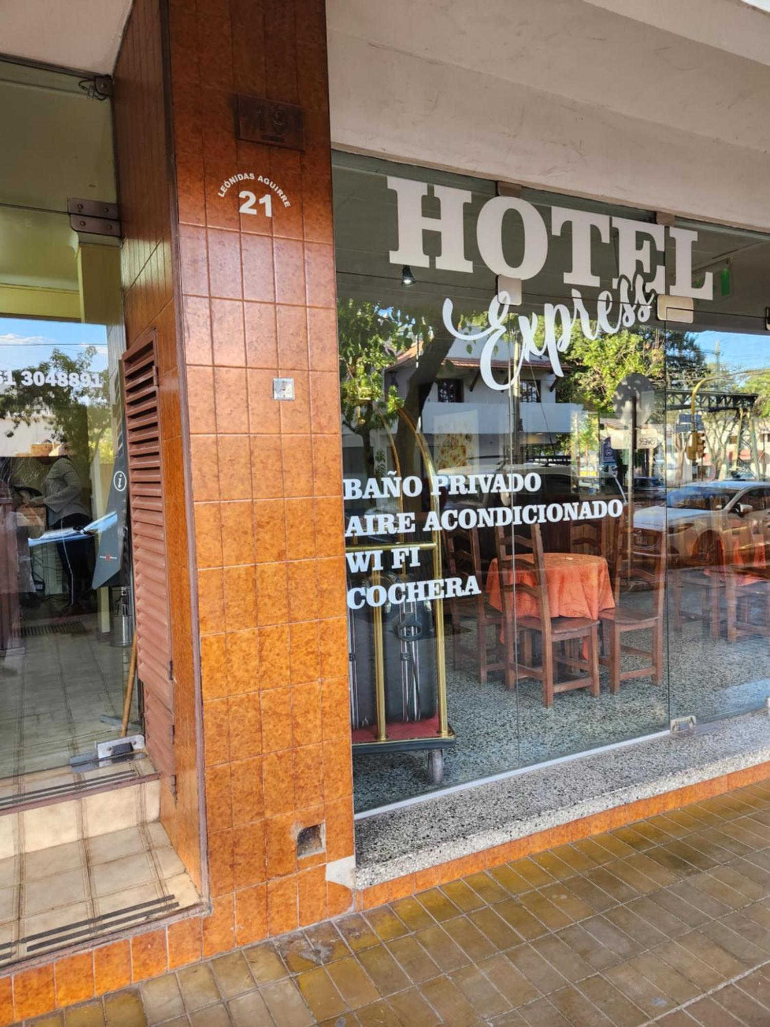 Hotel Express Mendoza Zewnętrze zdjęcie